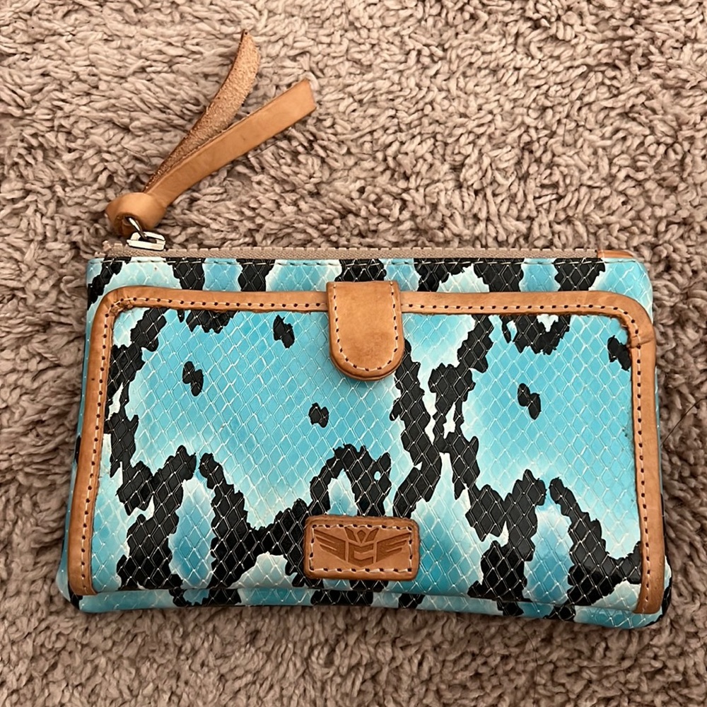 Consuela Wallet